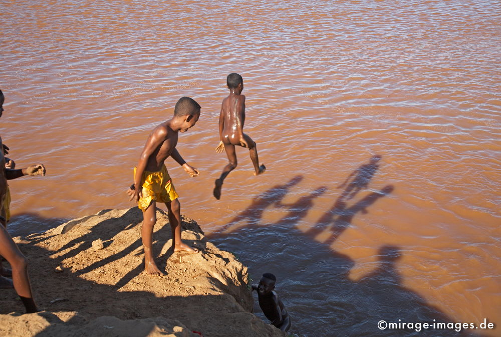 Badende Kinder
Belo sur Tsiribihina
Schlüsselwörter: children1