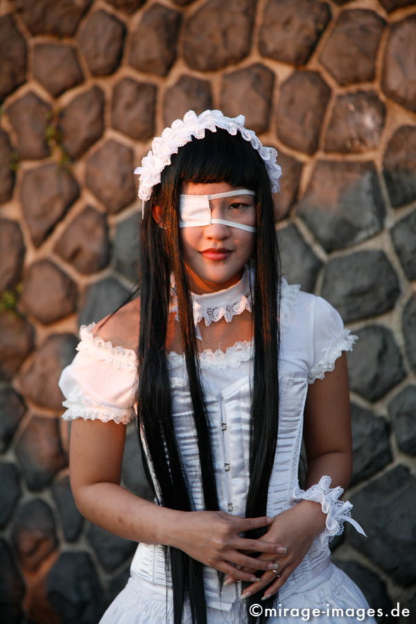 Japan Tag
Dsseldorf
Schlüsselwörter: Mdchen, Dienstmädchen, Teenie, Lolita, unterwrfig, Rollenspiel, Cosplay, Comic, Manga, Anime, Jugendkultur, Japan, japanisch, Fernost, bunt, schrill, Pop, Popkultur, futuristisch, virtuell, Fantasie, bizarr, Visu, fashion, Mode, schräg,