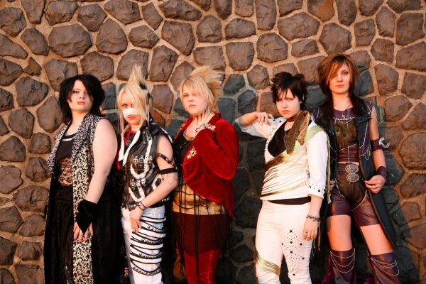 Japan Tag 
D�sseldorf
Schlüsselwörter: Rollenspiel, Cosplay, Comic, Manga, Anime, Jugendkultur, Japan, japanisch, Fernost, bunt, schrill, Pop, Popkultur, futuristisch, virtuell, Fantasie, bizarr, Visu, fashion, Mode, Punk, Gothik,