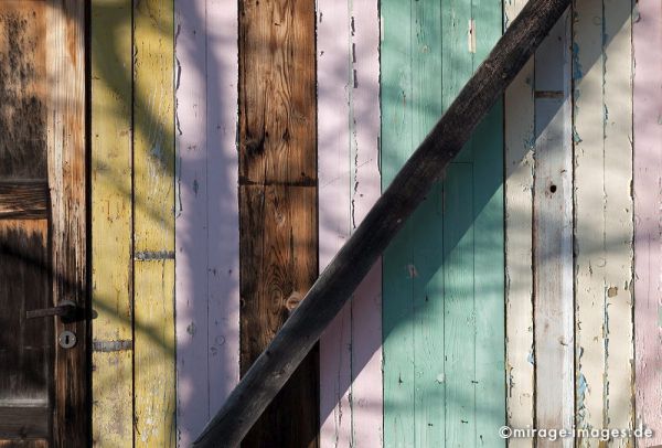Panels
Chemin-dessus
Schlüsselwörter: Europa, Schweiz, Alpen, Hochland, wandern, Wanderung, Hochgebirge, alpin, Bretter, farbig, textures1, pastell, Holz, Sonne, Licht, romantisch, Haus, Gebäude, Hütte, 