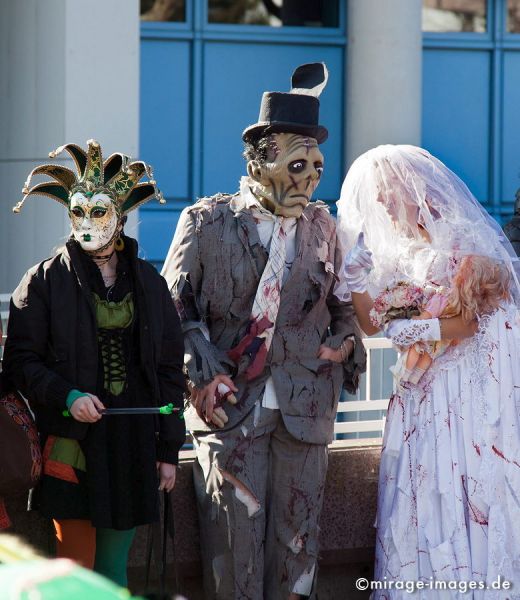 Lovely Monster
Sion
Schlüsselwörter: Fasnacht, Brauch, Tradition, Umzug, Umzüge, Humor, Musik, Comic, Kostüme, Verkleidung, kostümiert, Karneval, Fantasie, Spektakel, Guggen, bizarr, schrill, 