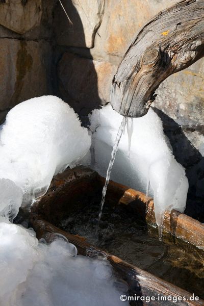 Fresh Water
St. Jean
Schlüsselwörter: Europa, Schweiz, Alpen, Hochland, wandern, Wanderung, Hochgebirge, alpin, Wasser. kalt, Winter, Schnee, fließen, Tränke, frieren, gefroren, 