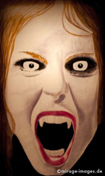 The Cry
Schlüsselwörter: Laterne, Schrei, Mund, Frau, Vampir, Lippen, rot, Basler Münster, beleuchtet, Ausstellung, Sarkasmus, Ironie, Fasnacht, kunstvoll, Cliquen, Sujet, Thema, Cortèges, Brauch, Tradition, Umzug, Humor, Comic, 