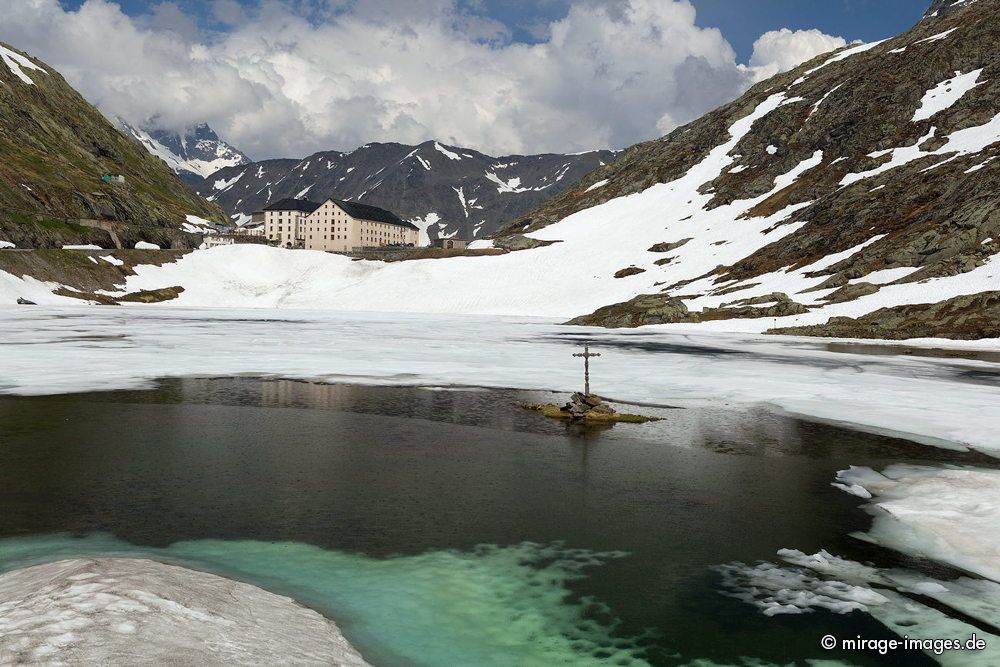 Lago del Gran San Bernardo
Col du Grand Saint-Bernard
