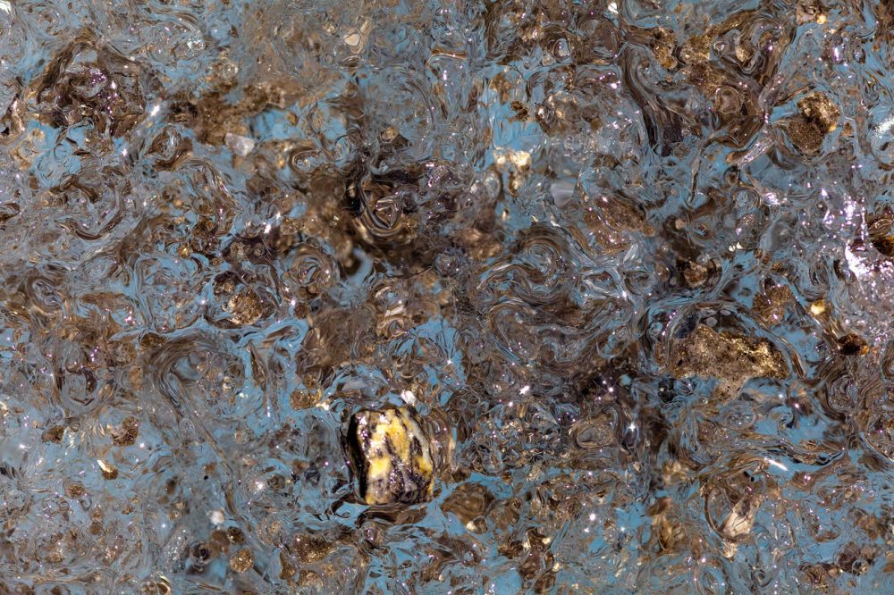 Psychedelic
Mont Rose
Schlüsselwörter: Eis, Stein, gefroren, Wellen, Muster, Texture,