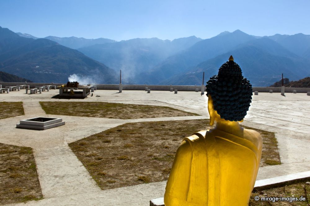 Buddha Shakyamuni Statue
Khinmey Nyingma Monastery Tawang
Schlüsselwörter: Buddhismus Glauben Religion Kloster tibetisch Lama Himmel Sakyamuni Gompa heilig Heiligtum Schönheit Natur Mahayana Architektur blau erhaben majestätisch romantisch geweiht buddhistisch Zufluchtsort