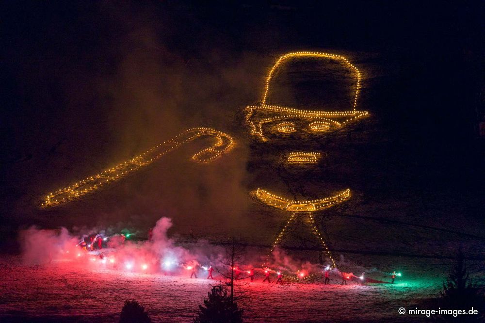 Nightglow at the 40th International Hot Air Balloon Festival, dedicated to Charly Chaplin
Château-d´Oex
