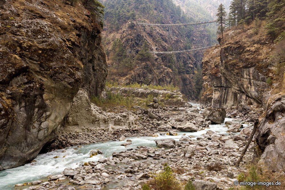 Double Larja Bridge over Dudh Koshi River
Everest Base Camp Trekking Route 
