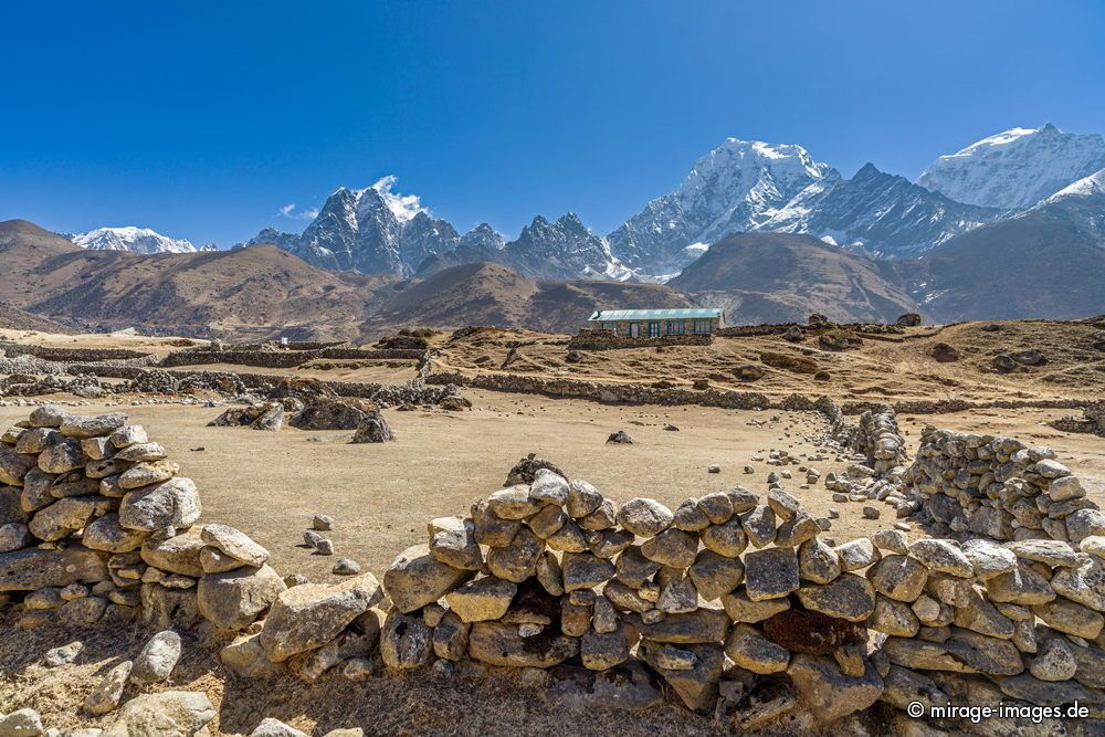 Machermo - Gokyo Lake Marg
Machermo - Gokyo Lake Marg
