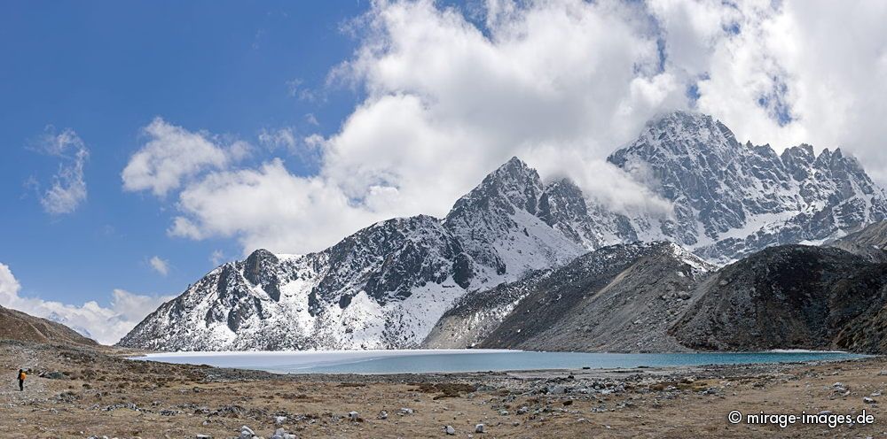 Gokyo Lake II - Taujan Pokhari
