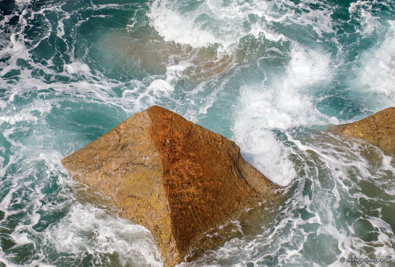 The Pyramide
C�te de Granit Rose
